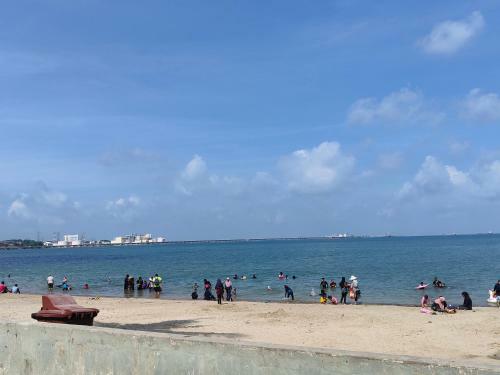 Glory Beach Private Apartment Seaview