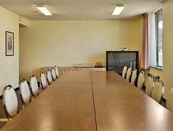 Hotel Howard Johnson Tillsonburg