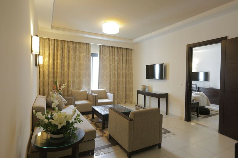 Le Corail Suites Hotel
