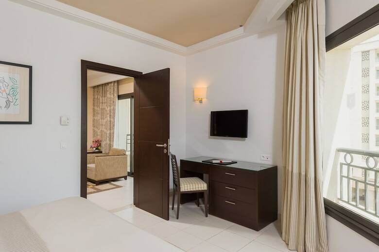 Le Corail Suites Hotel