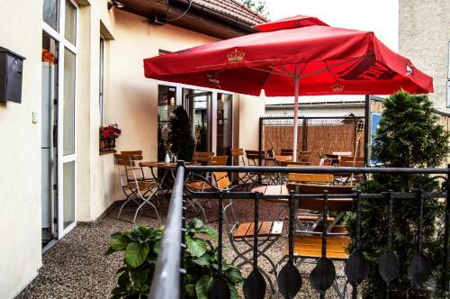Hostal Restaurace A Penzion Garnet