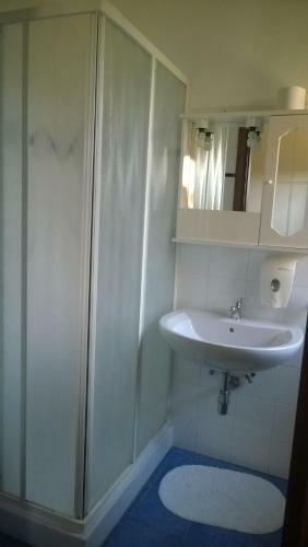 Hostal Residence Melodie