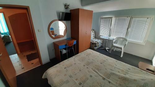 Fresh Hotel