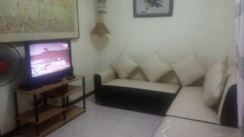 East Ortigas Mansions