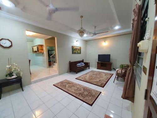 To' Teh Homestay
