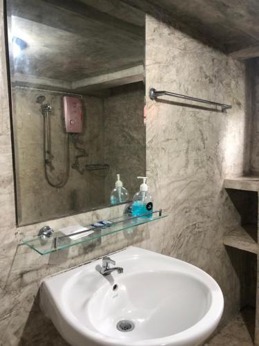 Solarcell Uthai Thani Homestay - ???????????????????????????