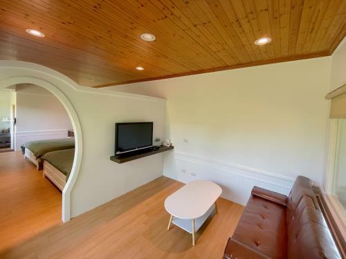 Taitian Homestay