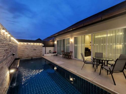 Oppa Pool Villas