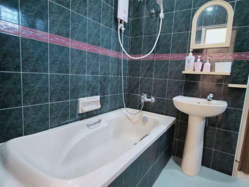 Villa Malacca Town Tranquerah Cluster Home #404a