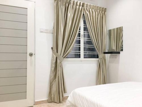 Kota Laksamana 3br With Balcony I-stay99
