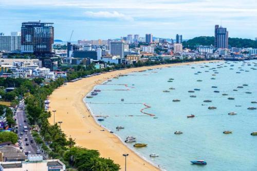 Apartamento Central Pattaya - Sea View Large Balcony Condo With Infinity Pool