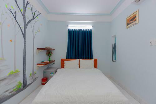 Sunny Flower Hotel Quy Nh?n