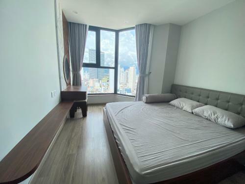 Hud Five Star Apartments