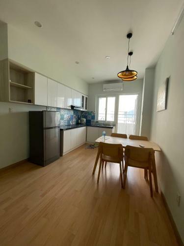 Apartamento C?n H? View Bi?n M??ng Thanh Vi?n Tri?u
