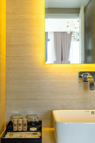 Marina Suites Hotel Nha Trang