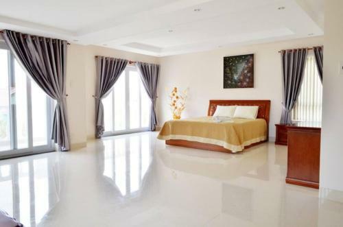 Apartamento Luxurious 6 Bedroom House