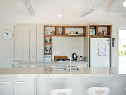 Views On Matarangi - Matarangi Holiday Home