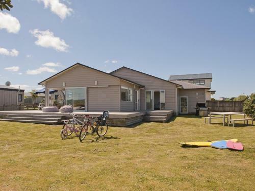 Views On Matarangi - Matarangi Holiday Home