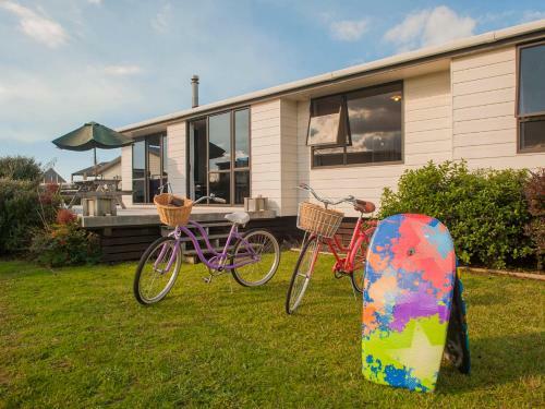 Going Coastal - Matarangi Holiday Home
