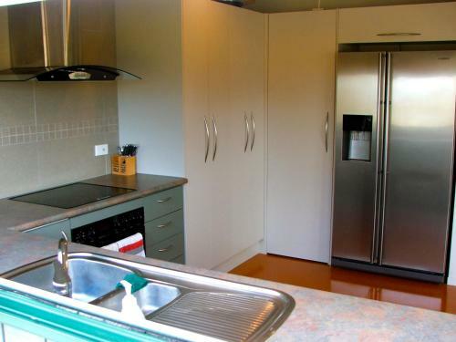Kick Back On Karaka - Matarangi Holiday Home
