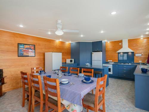 Matarangi Escape - Matarangi Holiday Home