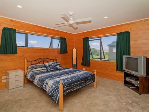 Matarangi Escape - Matarangi Holiday Home