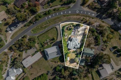 Jerrara Lakehouse- Stunning Views!