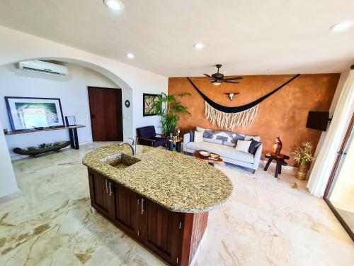 Apartamento Stylish Oceanfront Condo With Pool