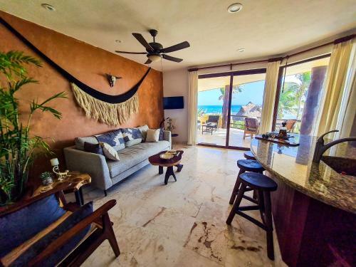 Apartamento Stylish Oceanfront Condo With Pool