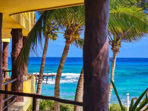 Apartamento Stylish Oceanfront Condo With Pool