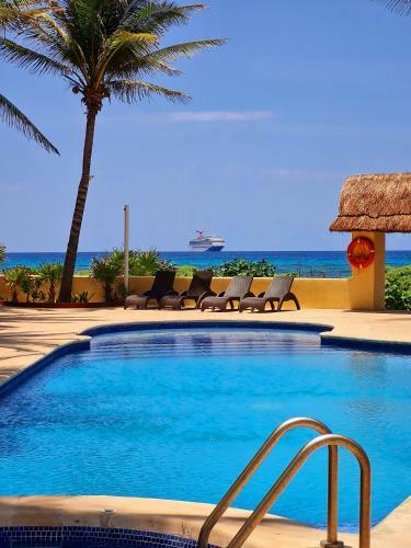 Apartamento Stylish Oceanfront Condo With Pool