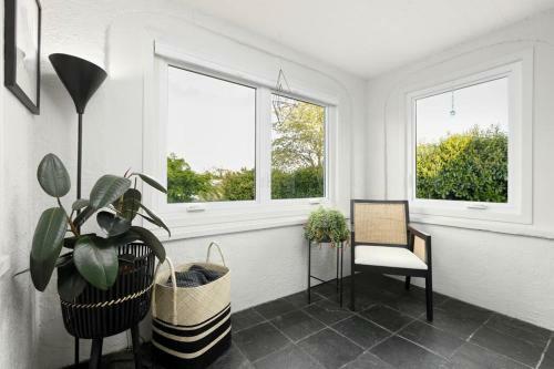 Gorgeous 4brd House Conveniently Located In Nanaimo