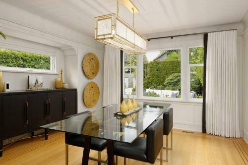 Gorgeous 4brd House Conveniently Located In Nanaimo