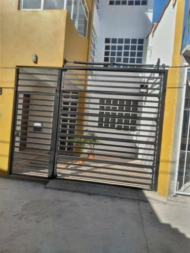 Apartamento Edificio Margaritas Departamento 1 Con Terraza, Oaxaca, M�xico