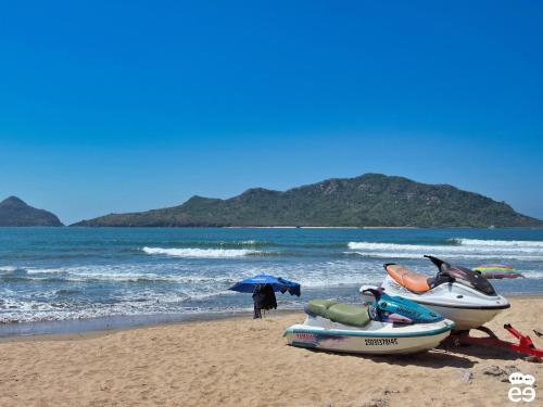 Apartamento A Pie De Playa En Zona Dorada A 5 Min De Malec�n - H1