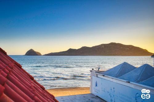 Apartamento A Pie De Playa En Zona Dorada A 5 Min De Malec�n - H1