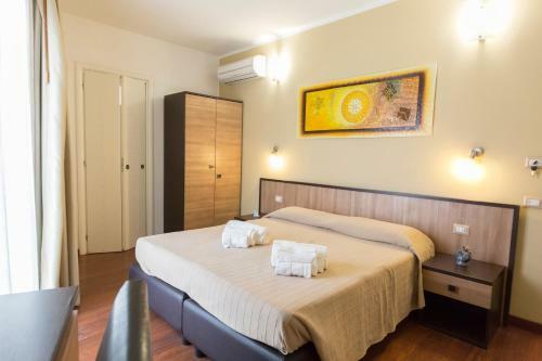 Hostal Lewisrooms Affittacamere