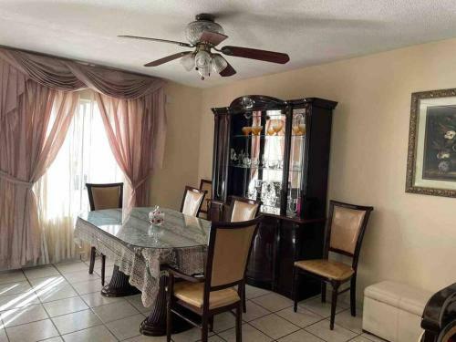 Bonita Y Amplia Casa En �rea Exclusiva