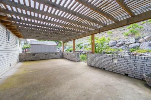 Apartamento Cheerful 4 Bedroom House In Peachland