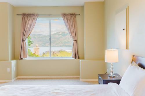 Apartamento Cheerful 4 Bedroom House In Peachland