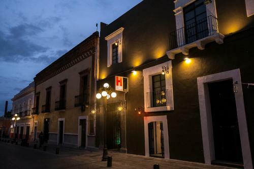 Hotel El Descanso Barrio Del Artista