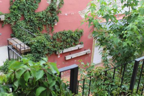 Hotel El Descanso Barrio Del Artista