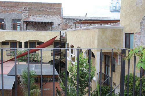 Hotel El Descanso Barrio Del Artista
