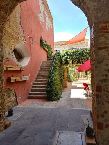 Hotel El Descanso Barrio Del Artista