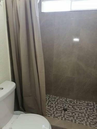 Apartamento Departamento En Planta Alta, Muy C�ntrico.