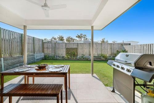 Gold Coast Theme Parks Up To 8 Guests Modern House