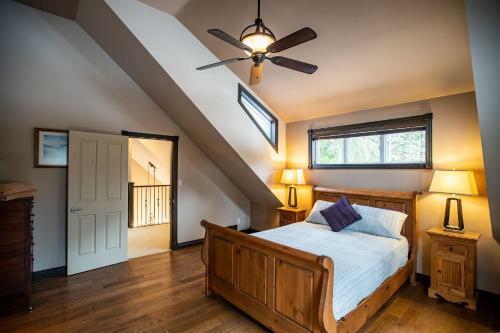Mountain Gateway By Revelstoke Vacations