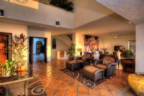 Villa In Conchas Chinas Vallarta