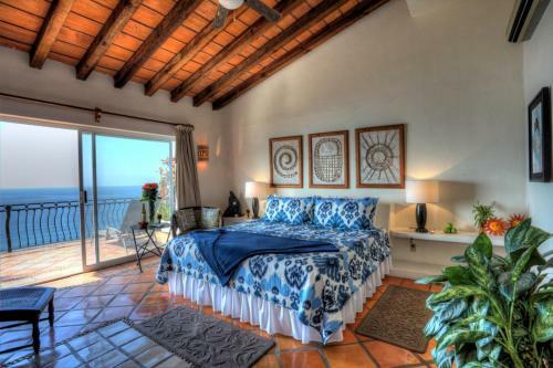 Villa In Conchas Chinas Vallarta