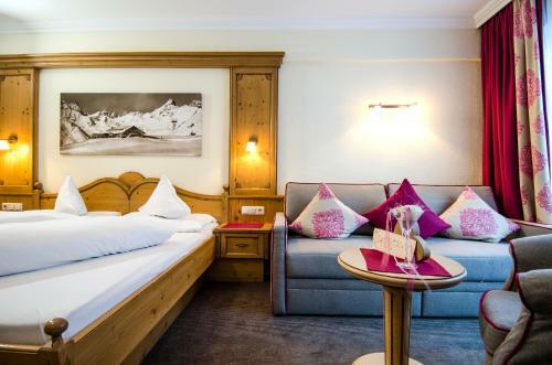 Bed & Breakfast Sporthotel Almhof